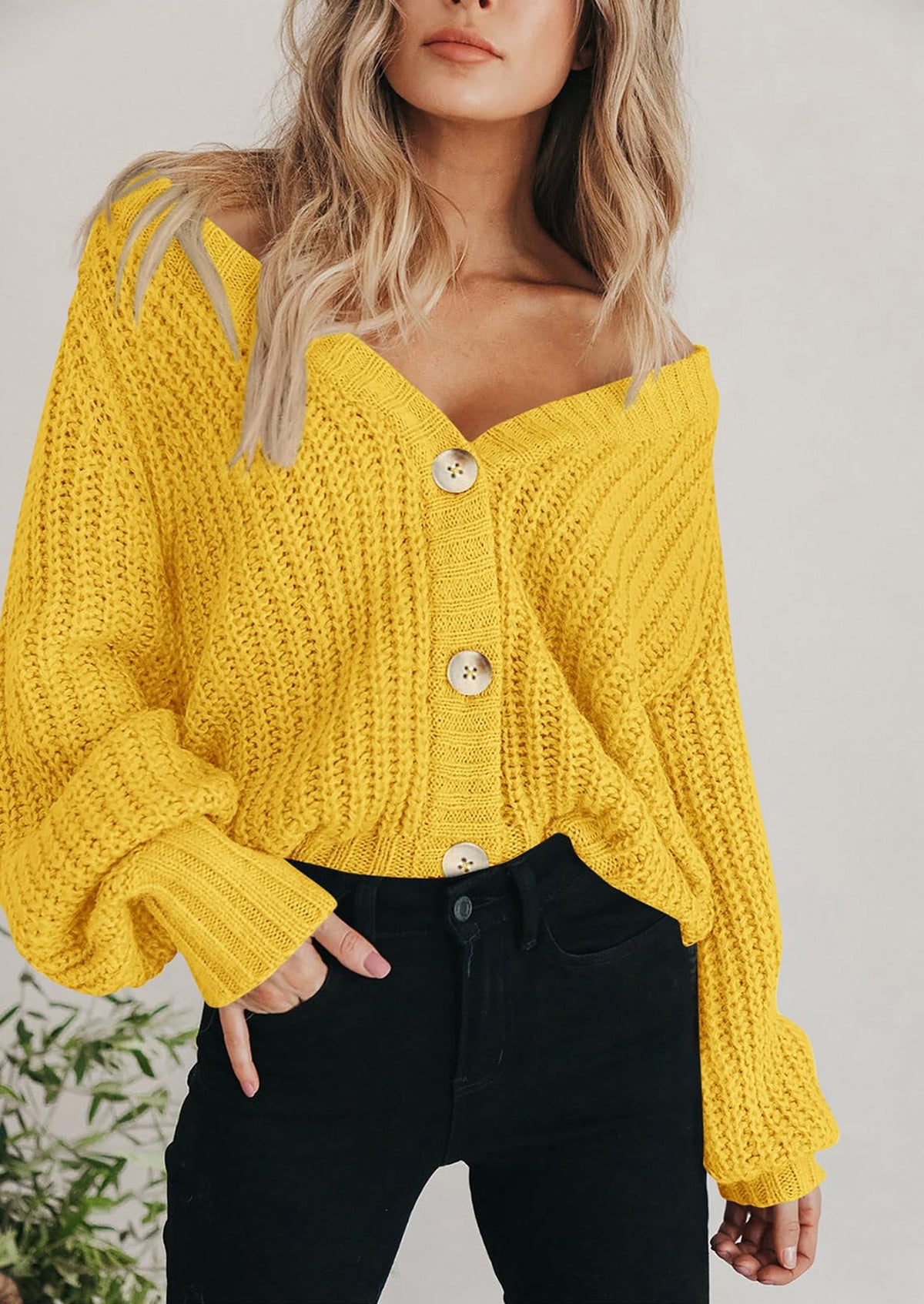 Pisania Women's Chunky Knit Open Front Sweater Long Sleeve Button Loose Short Cardigan Outerwear Coats