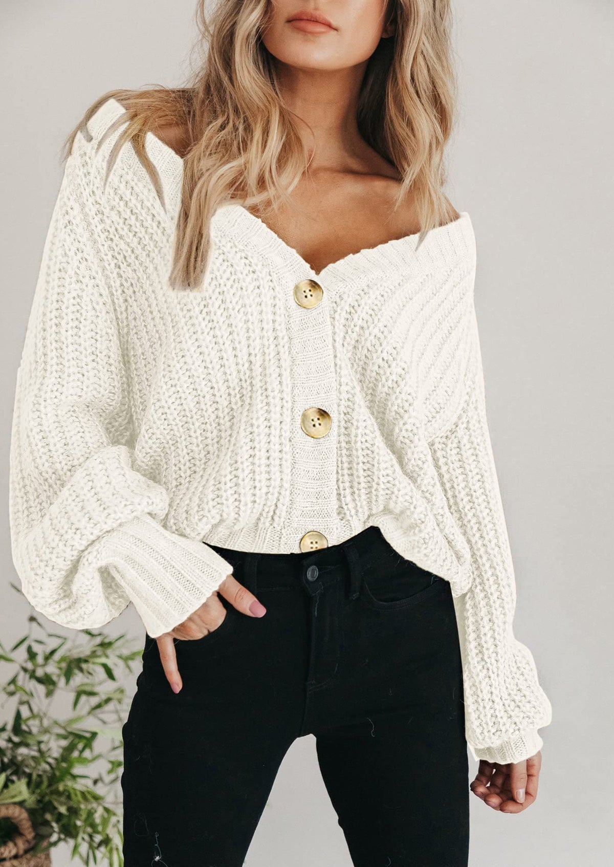 Pisania Women's Chunky Knit Open Front Sweater Long Sleeve Button Loose Short Cardigan Outerwear Coats