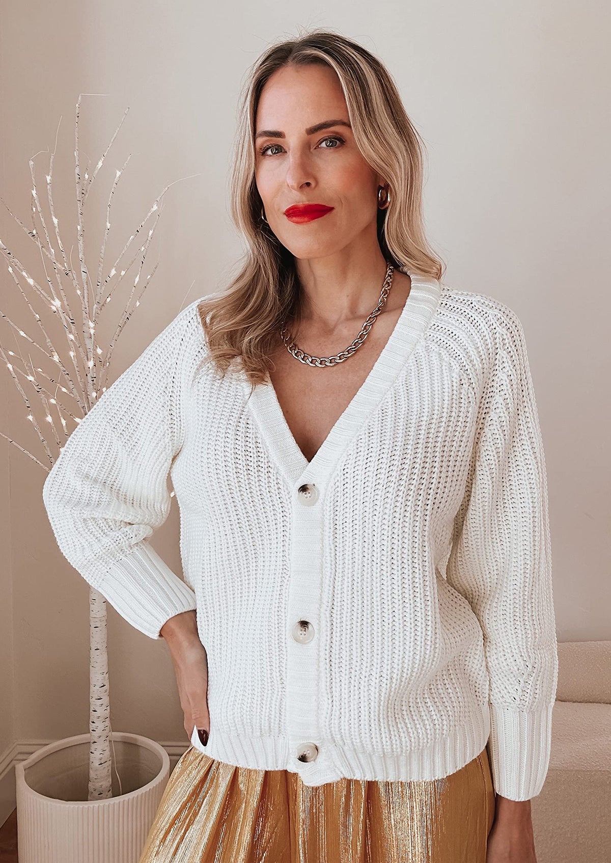 Pisania Women's Chunky Knit Open Front Sweater Long Sleeve Button Loose Short Cardigan Outerwear Coats